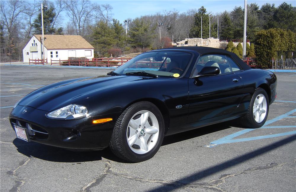1999 JAGUAR XK 8 CONVERTIBLE