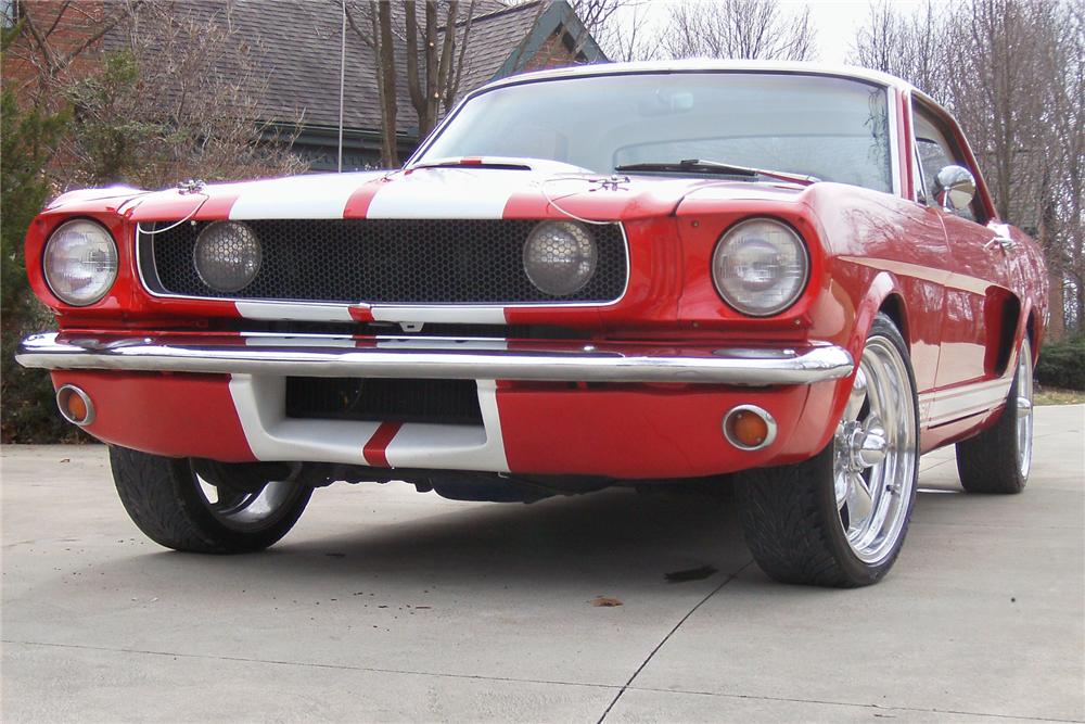 1965 FORD MUSTANG CUSTOM COUPE