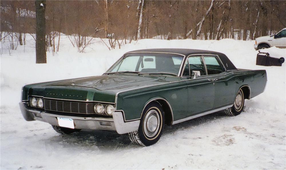 1967 LINCOLN CONTINENTAL 4 DOOR SEDAN