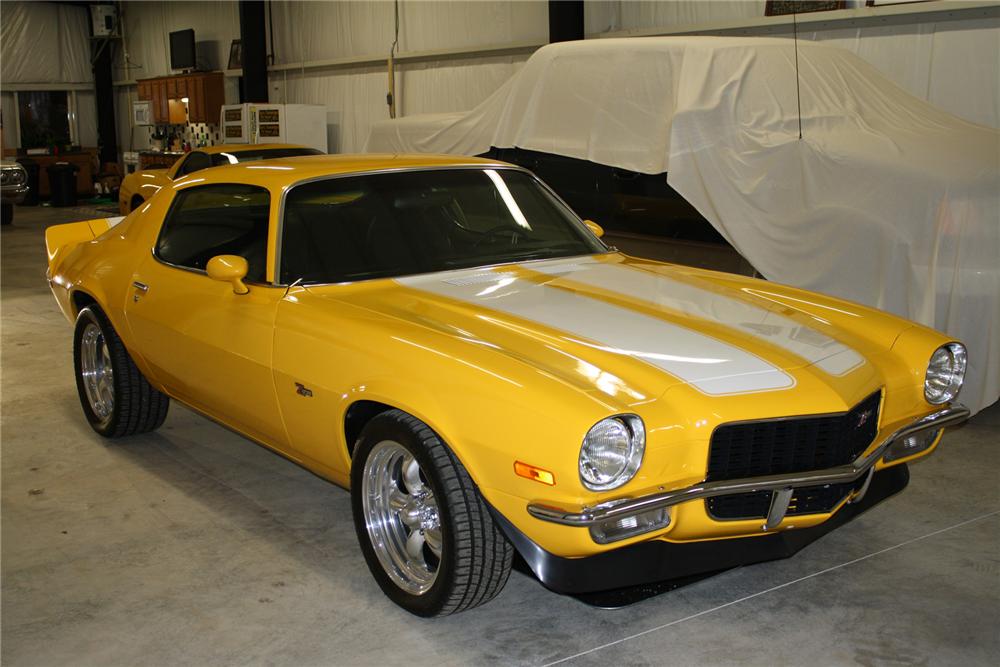 1971 CHEVROLET CAMARO CUSTOM COUPE Z/28 RE-CREATION