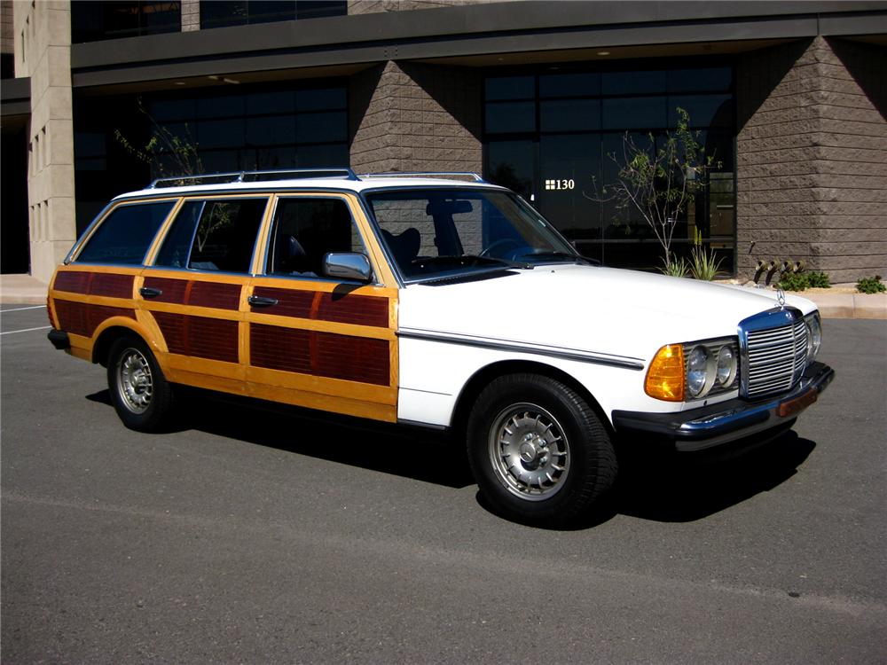 1979 MERCEDES-BENZ 250 T CUSTOM WOODY WAGON