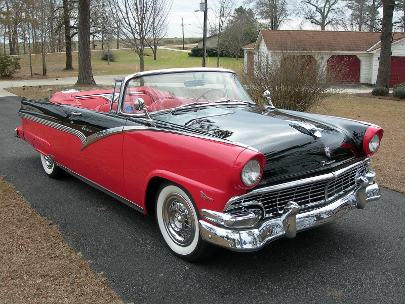 1956 FORD FAIRLANE CONVERTIBLE