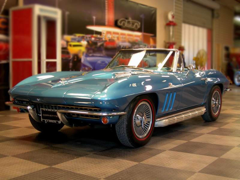 1965 CHEVROLET CORVETTE CONVERTIBLE