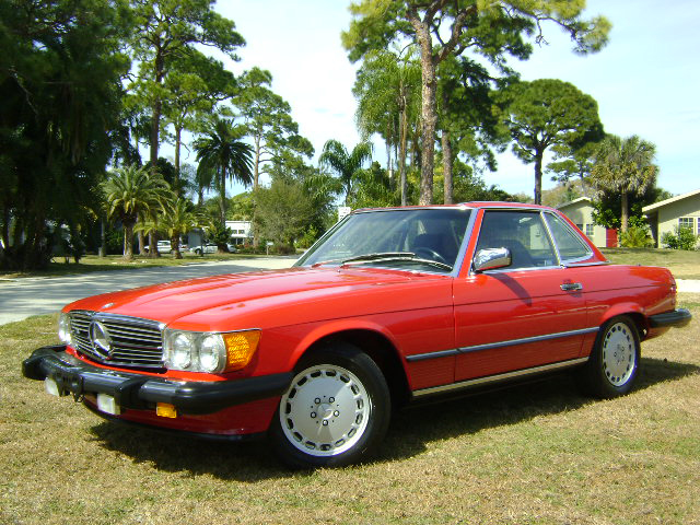 1986 MERCEDES-BENZ 560SL ROADSTER