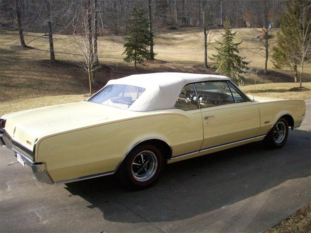1967 OLDSMOBILE CUTLASS 442 CONVERTIBLE