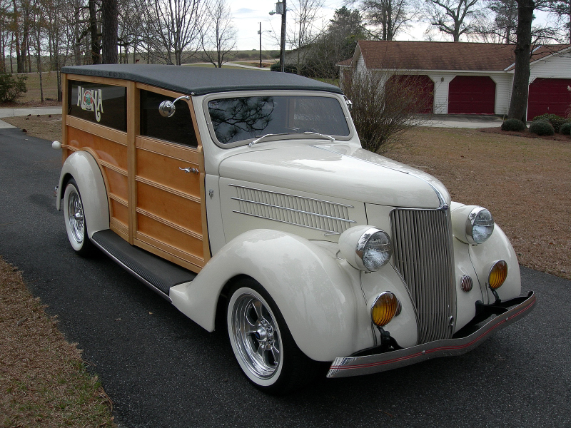 1936 FORD CUSTOM WOODY WAGON