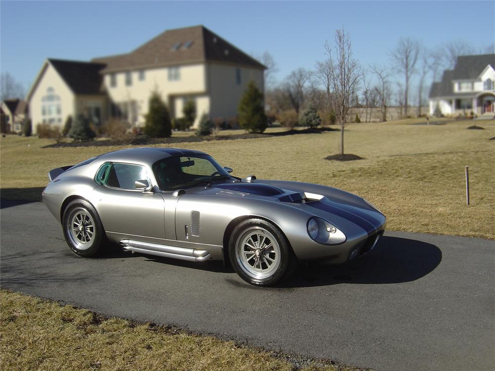1965 SUPERFORMANCE SHELBY COBRA DAYTONA COUPE RE-CREATION