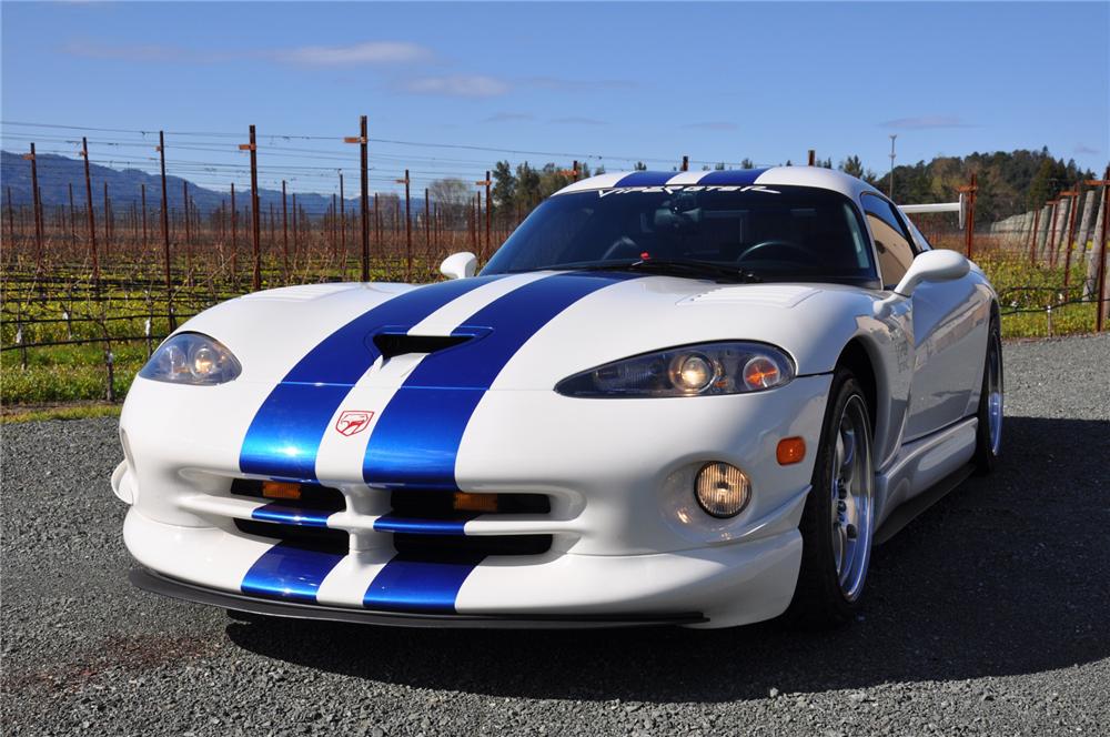 1998 DODGE VIPER GTS-R COUPE