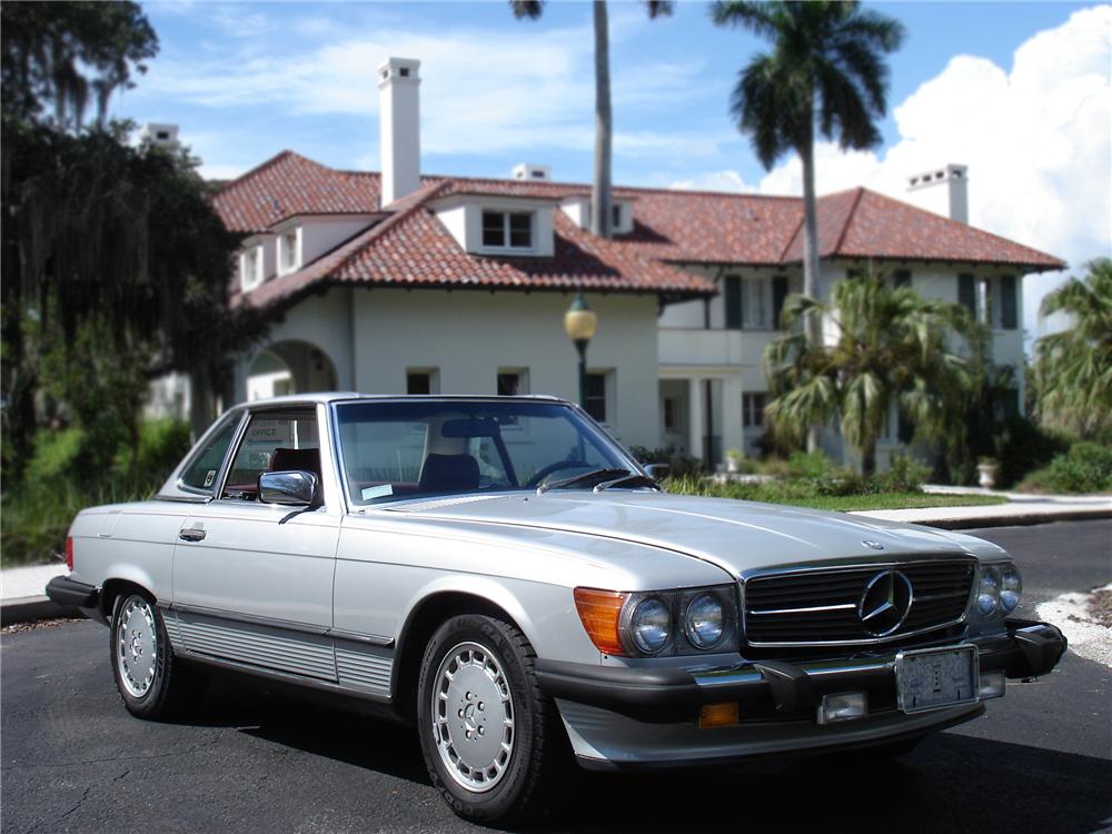 1987 MERCEDES-BENZ 560SL CONVERTIBLE