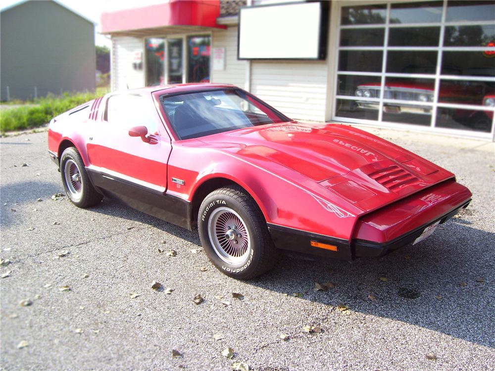 1975 BRICKLIN SV-1 GULLWING COUPE