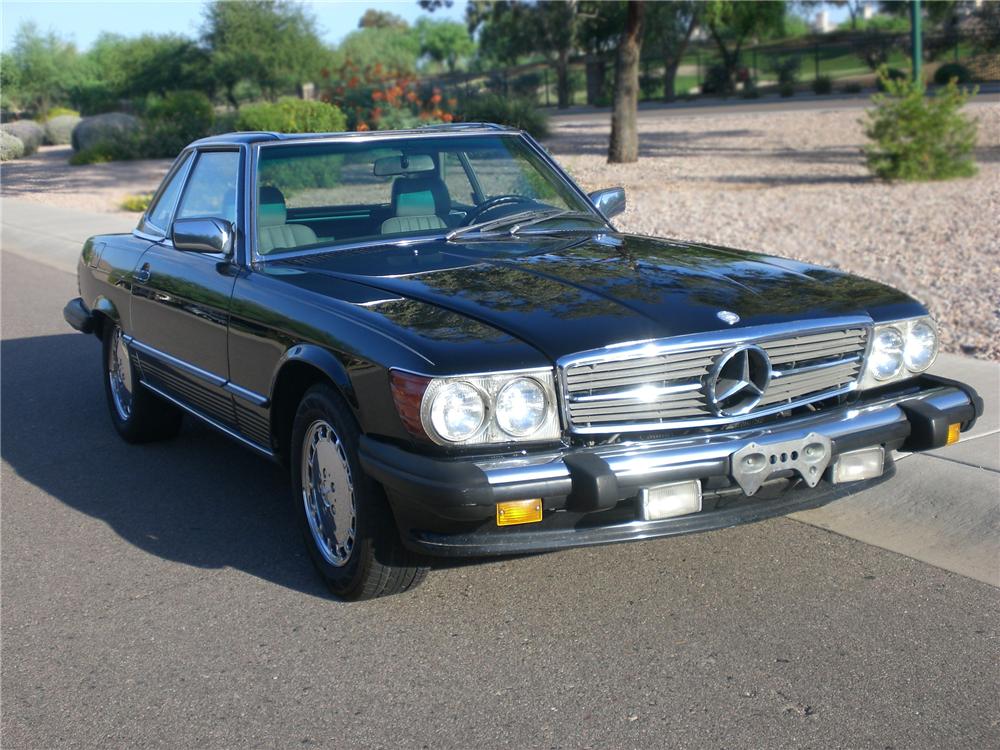 1989 MERCEDES-BENZ 560SL CONVERTIBLE