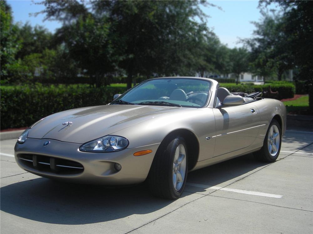 1999 JAGUAR XK 8 CONVERTIBLE