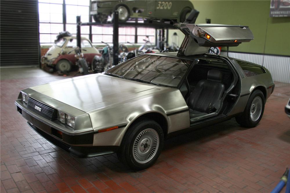 1981 DELOREAN GULLWING COUPE