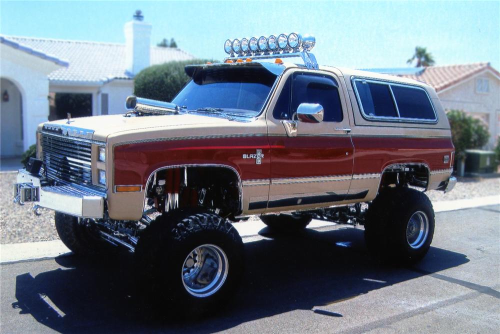 1985 CHEVROLET BLAZER CUSTOM TRUCK