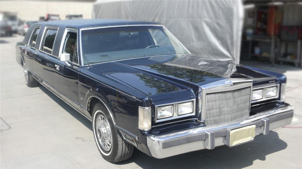 1988 LINCOLN LIMOUSINE 