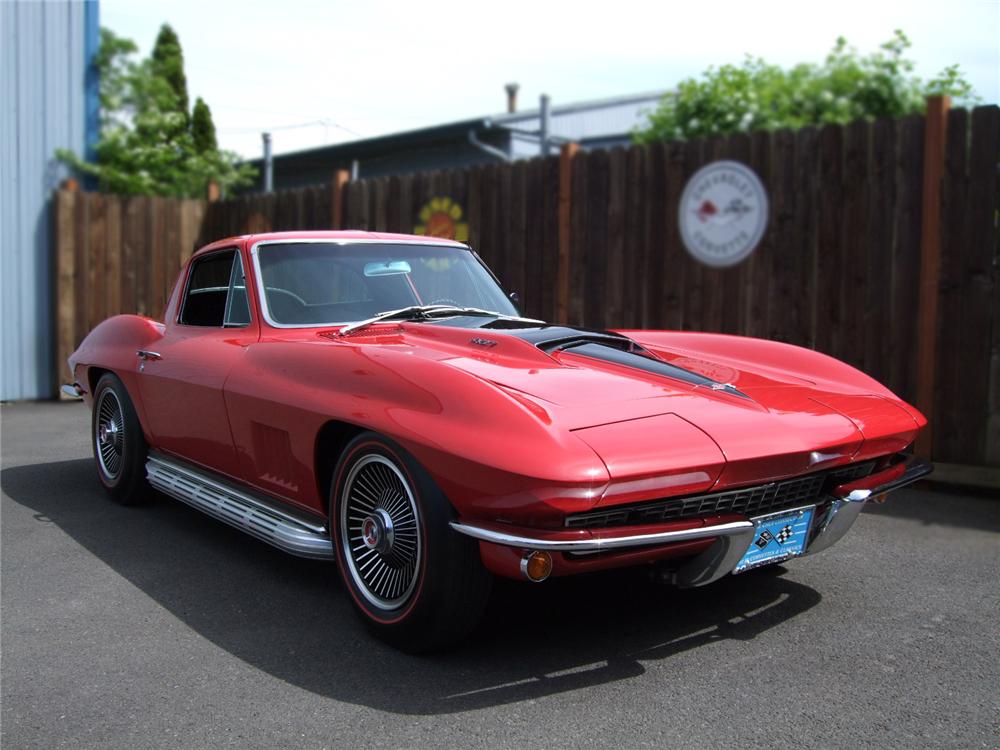 1967 CHEVROLET CORVETTE COUPE