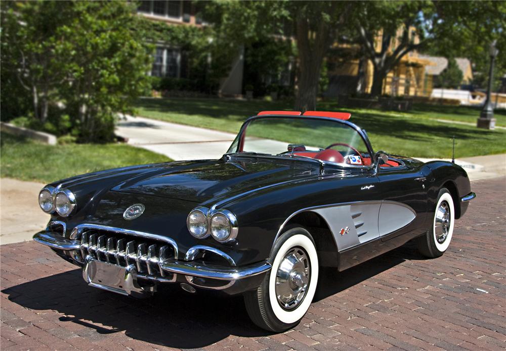 1960 CHEVROLET CORVETTE CONVERTIBLE