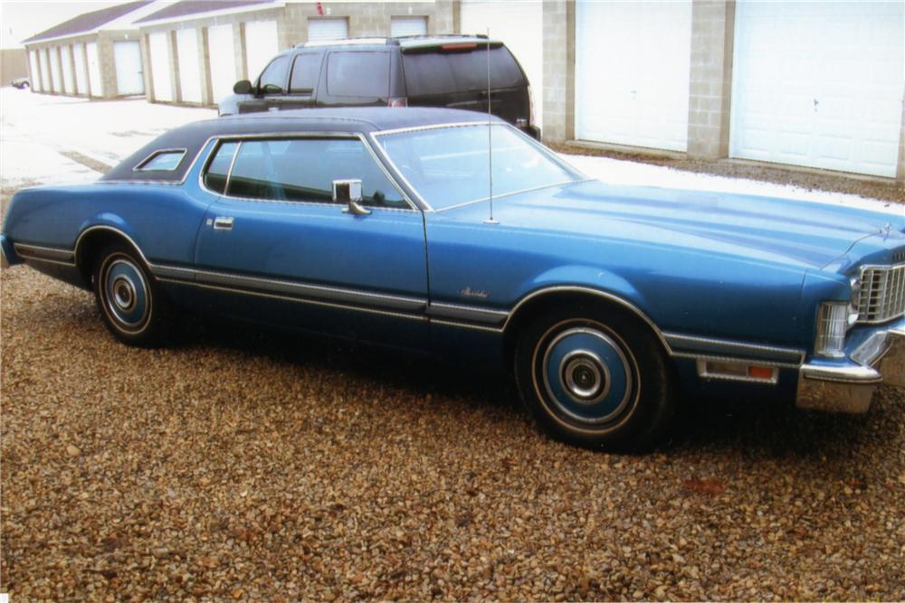 1974 FORD THUNDERBIRD 2 DOOR HARDTOP