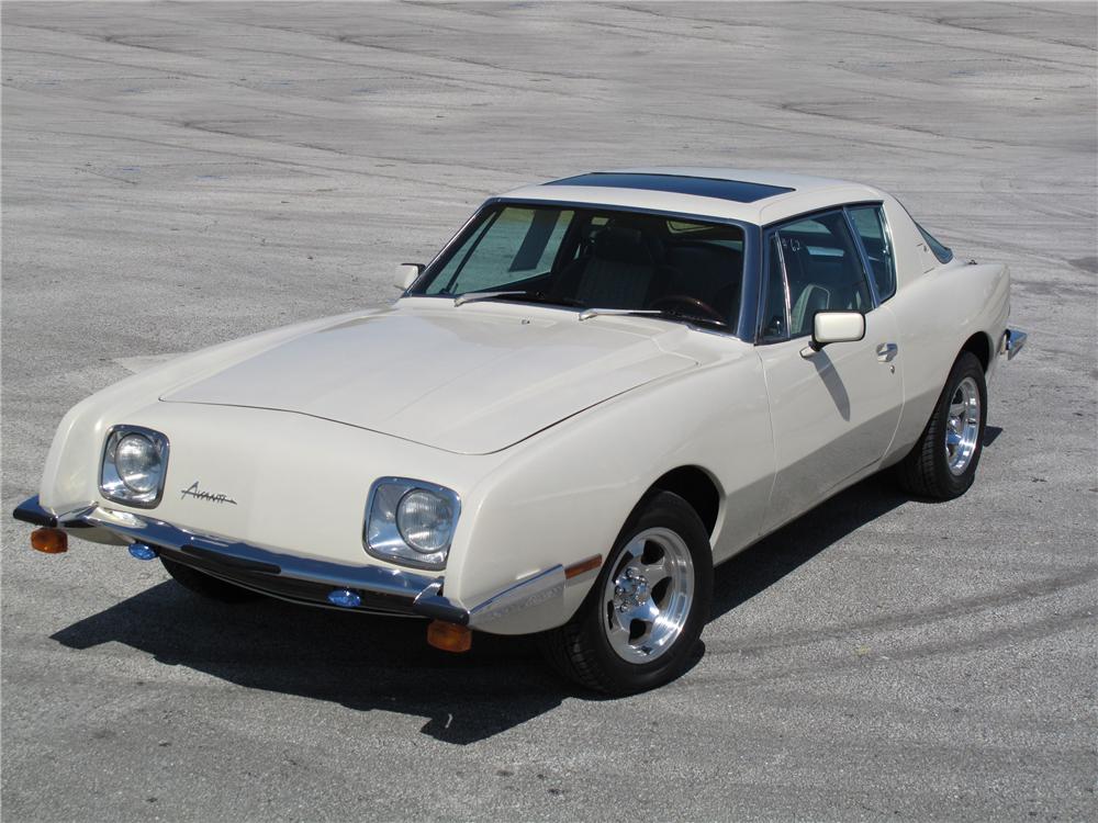 1983 STUDEBAKER AVANTI II COUPE