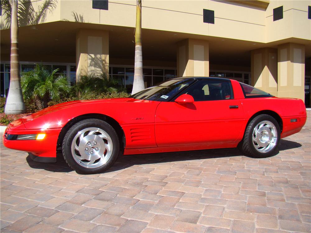 1993 CHEVROLET CORVETTE ZR-1 COUPE