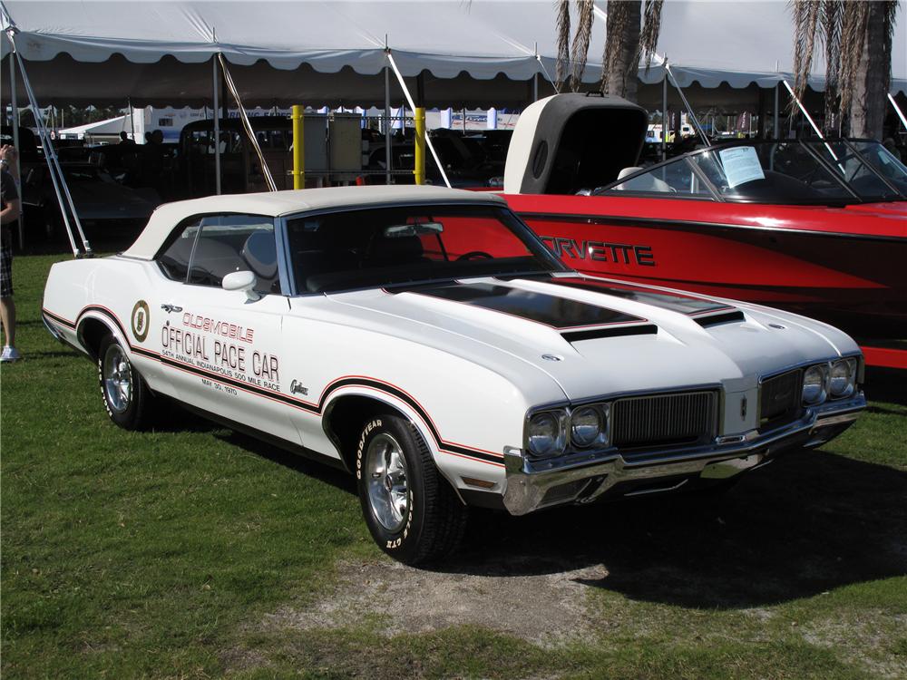 1970 OLDSMOBILE CUTLASS SUPREME CONVERTIBLE