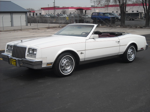 1982 BUICK RIVIERA 2 DOOR CONVERTIBLE