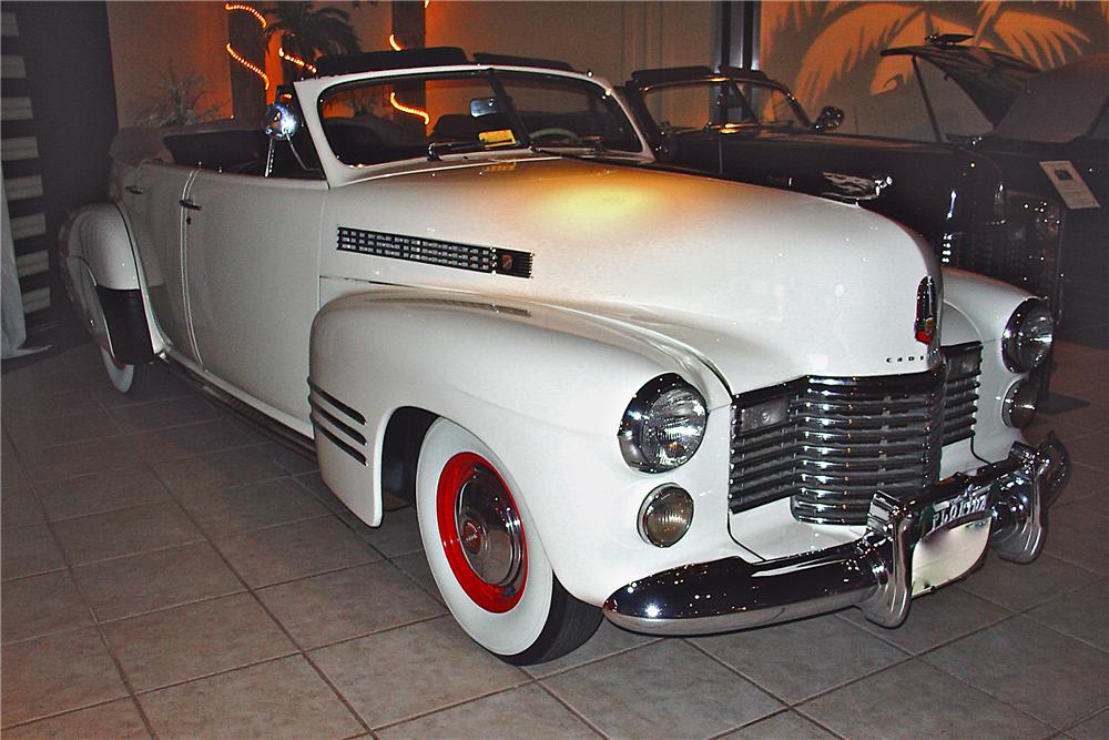 1941 CADILLAC SERIES 62 4 DOOR CONVERTIBLE