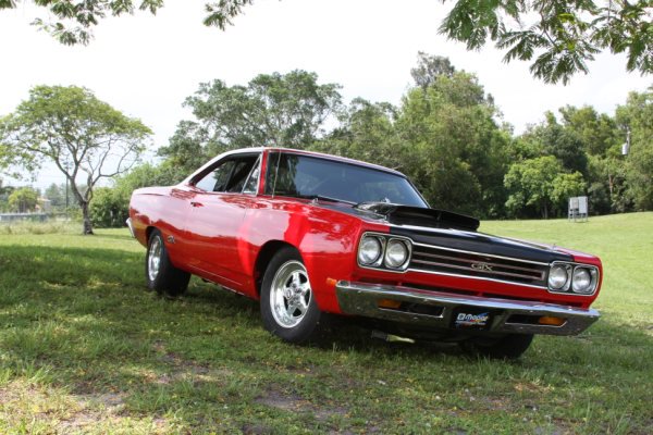 1969 PLYMOUTH GTX CUSTOM COUPE