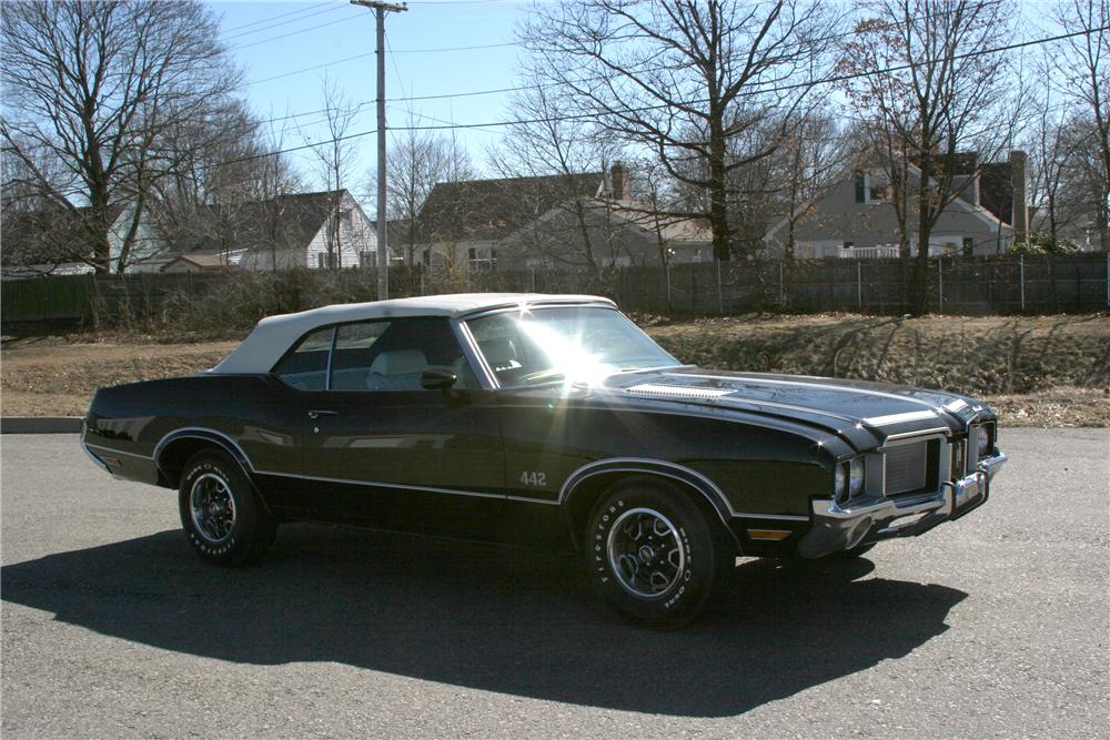 1972 OLDSMOBILE 442 2 DOOR CONVERTIBLE