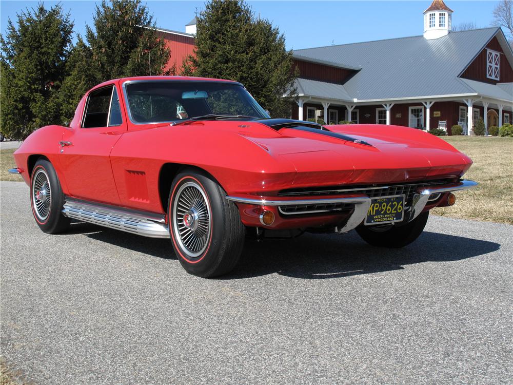 1967 CHEVROLET CORVETTE COUPE