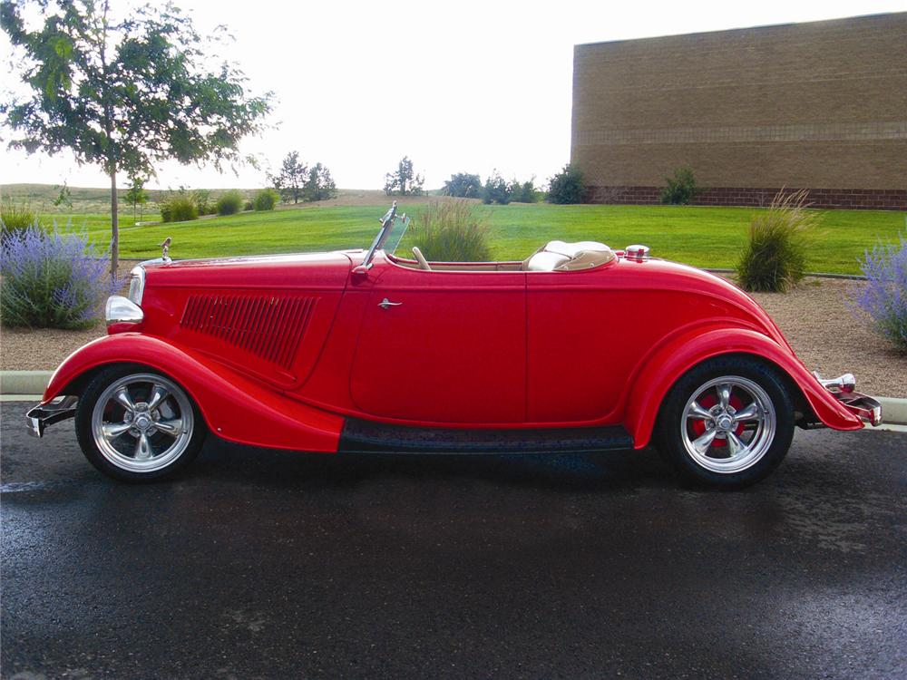 1934 FORD CUSTOM ROADSTER