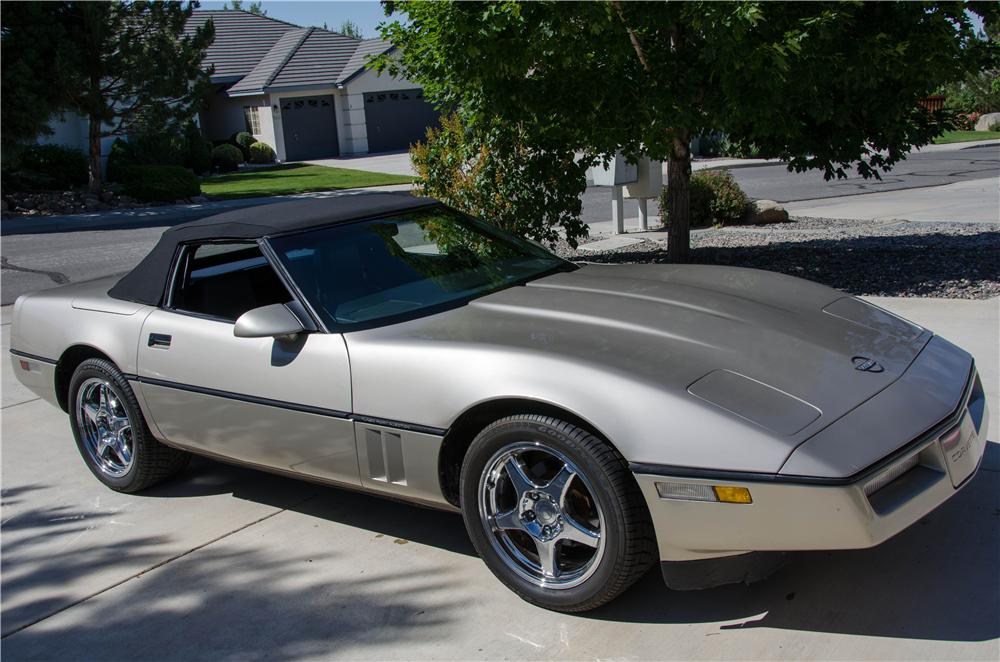 1986 CHEVROLET CORVETTE CONVERTIBLE