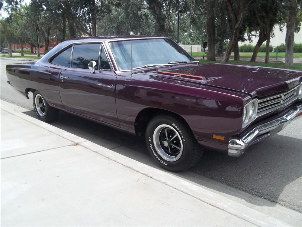 1969 PLYMOUTH ROAD RUNNER 2 DOOR HARDTOP