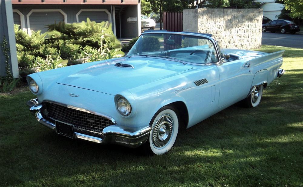 1957 FORD THUNDERBIRD CONVERTIBLE