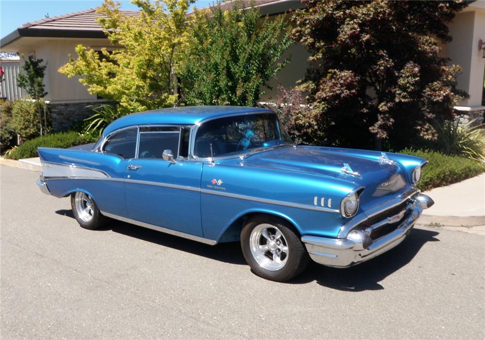 1957 CHEVROLET BEL AIR CUSTOM 2 DOOR HARDTOP