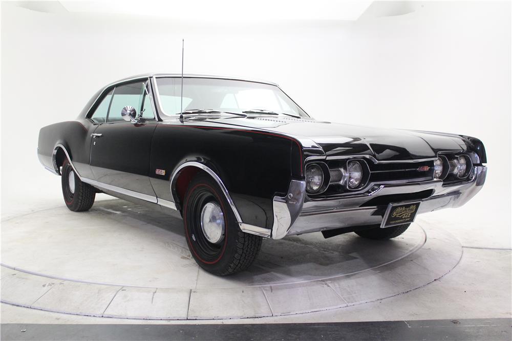 1967 OLDSMOBILE 442 W30 2 DOOR HARDTOP