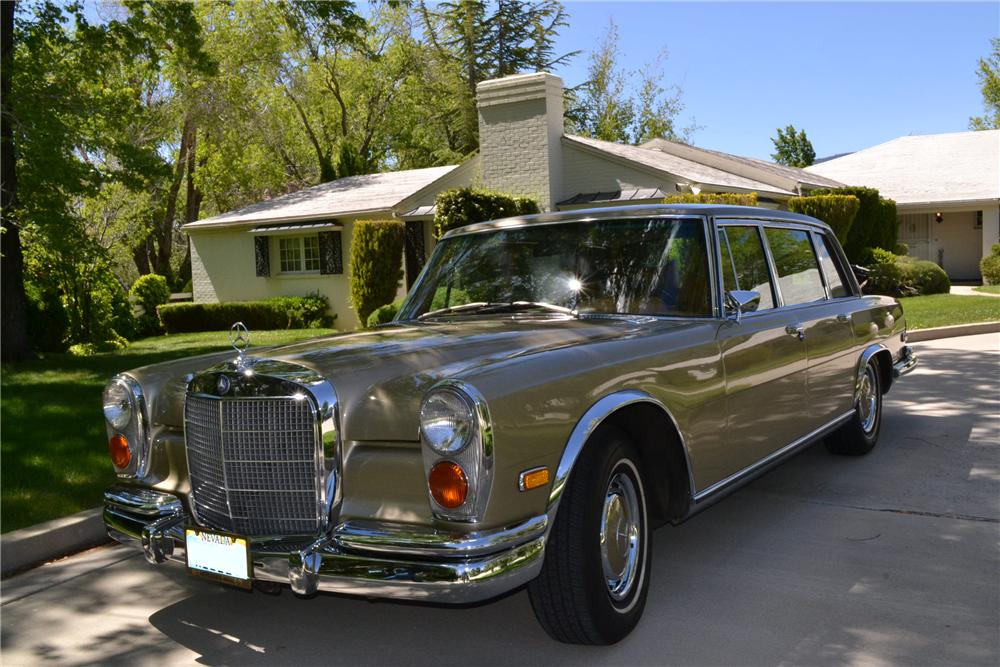 1972 MERCEDES-BENZ 600 4 DOOR SEDAN