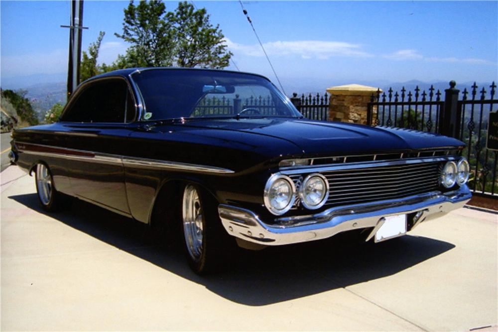 1961 CHEVROLET IMPALA CUSTOM 2 DOOR BUBBLE TOP