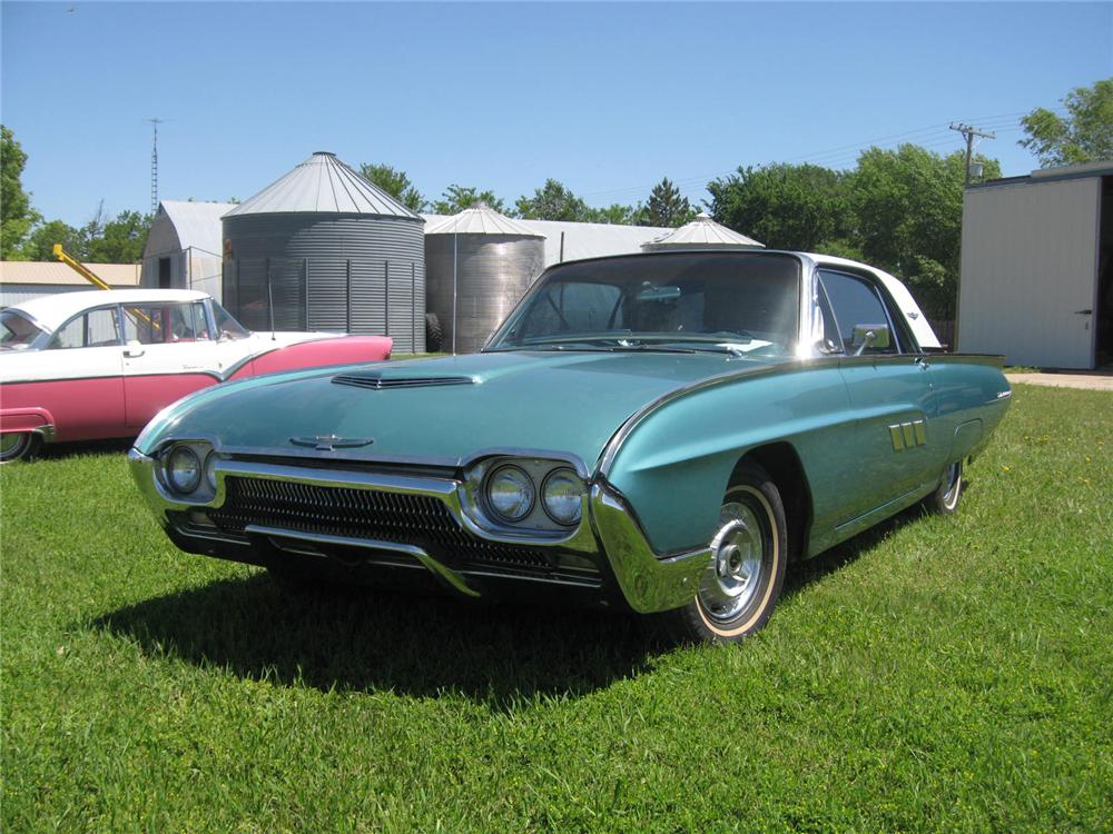 1963 FORD THUNDERBIRD 2 DOOR HARDTOP