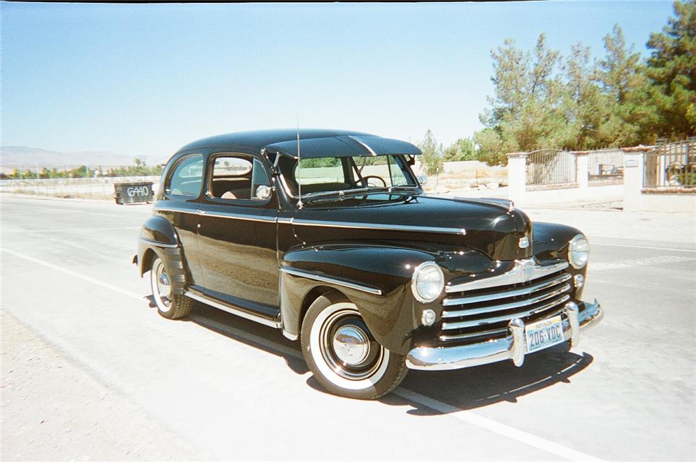 1948 FORD DELUXE 2 DOOR SEDAN