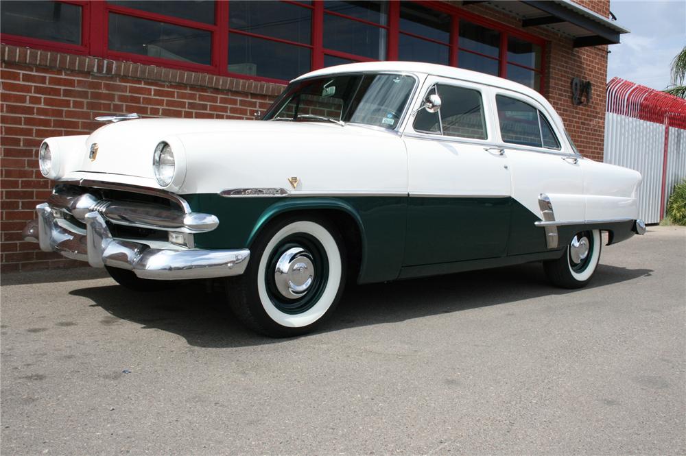 1953 FORD CUSTOM LINE SEDAN