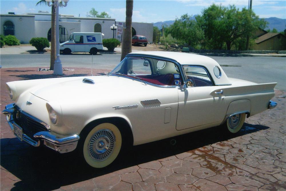 1957 FORD THUNDERBIRD CONVERTIBLE