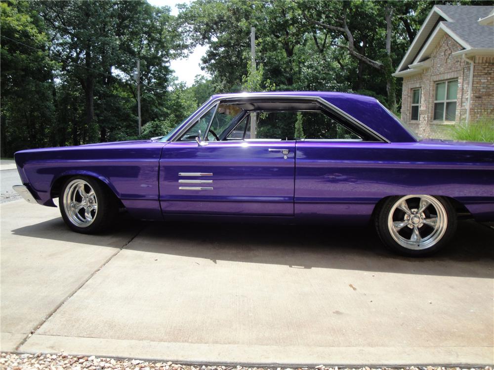 1966 PLYMOUTH SPORT FURY 2 DOOR HARDTOP