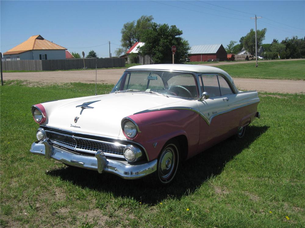 1955 FORD FAIRLANE VICTORIA 2 DOOR HARDTOP