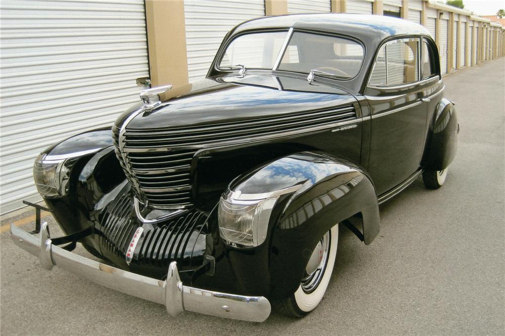 1939 GRAHAM 97 COMBINATION COUPE