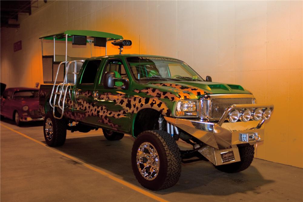 2001 FORD F-250 CUSTOM TRUCK