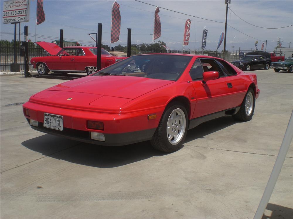 1989 LOTUS ESPRIT 2 DOOR COUPE