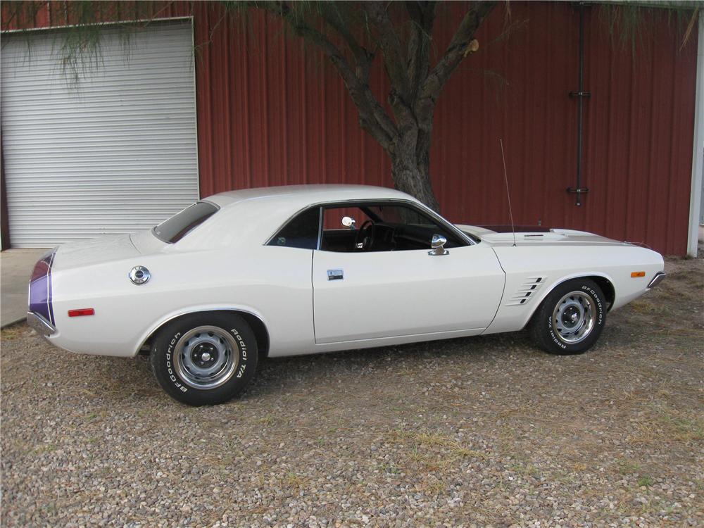 1972 DODGE CHALLENGER CUSTOM 2 DOOR HARDTOP