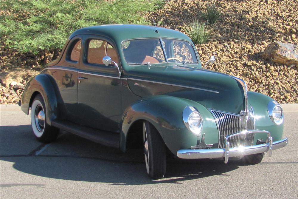 1940 FORD 5 WINDOW 2 DOOR COUPE