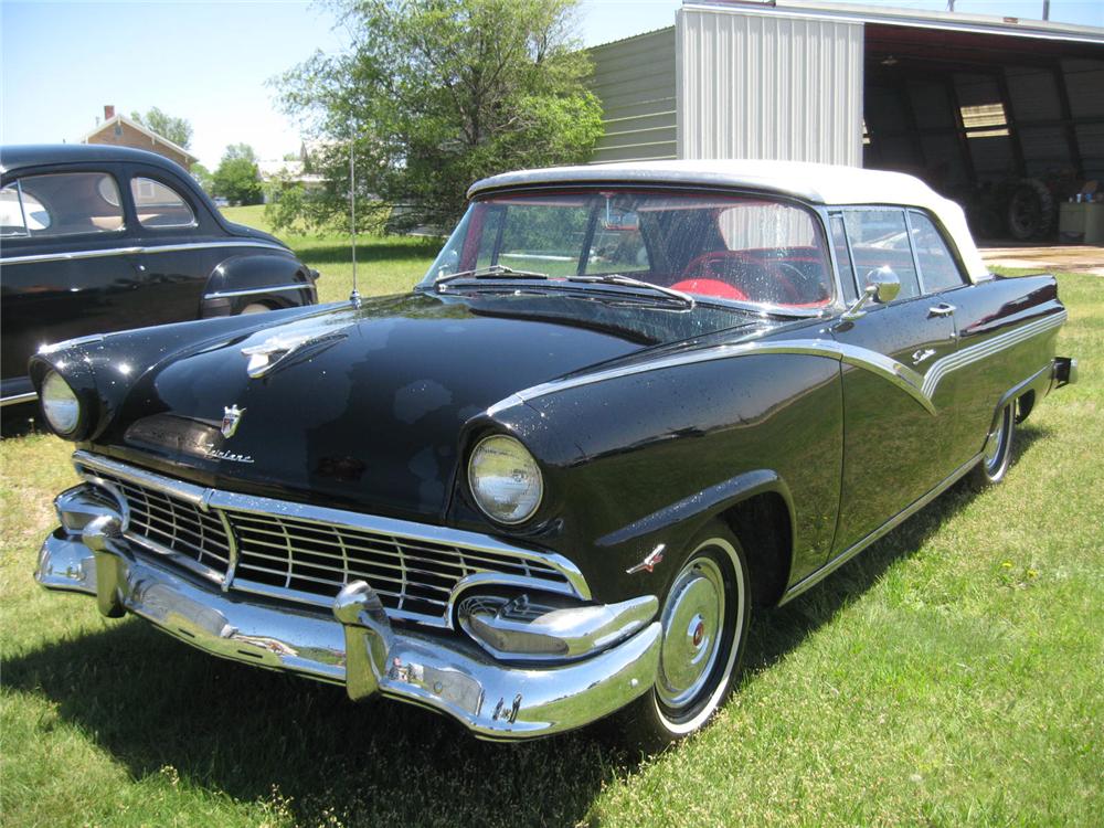 1956 FORD FAIRLANE SUNLINER CONVERTIBLE